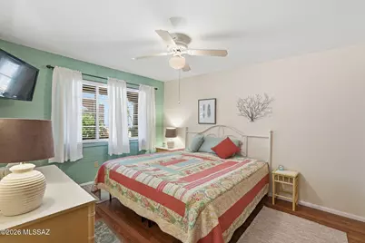 233 S Paseo Pena #B, Green Valley, AZ 85614 - Photo 12