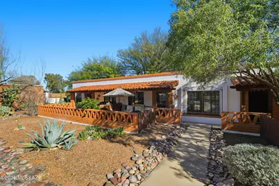 233 S Paseo Pena #B, Green Valley, AZ 85614 - Photo 2