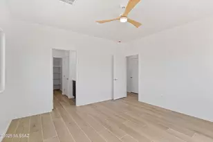 6979 N Boswell Ln, Tucson, AZ 85743 - Photo 12