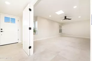 5412 N Arroyo Grande Cir, Tucson, AZ 85718 - Photo 32