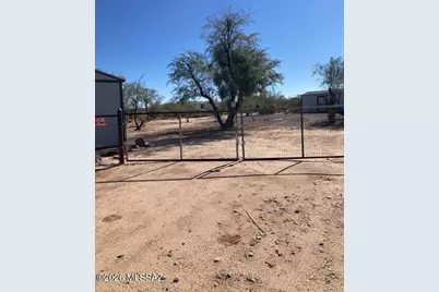 8591 Marstellar Road, Tucson, AZ 85736 - Photo 6