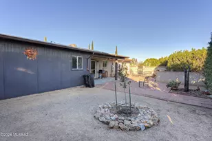 950 S Abrego Dr, Green Valley, AZ 85614 - Photo 16