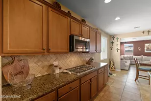 896 W Camino Capria, Sahuarita, AZ 85629 - Photo 6