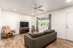1501 N Cloverland Ave, Tucson, AZ 85712 - Photo 2