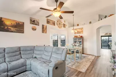 5230 E Pioneer Lane, Hereford, AZ 85615 - Photo 4