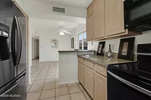 9516 N Blackbird Pl, Tucson, AZ 85742 - Photo 16