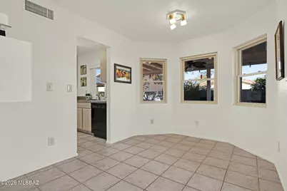 9516 N Blackbird Place, Tucson, AZ 85742 - Photo 12