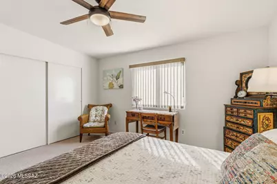 679 W Sunlight Lane, Tucson, AZ 85704 - Photo 16