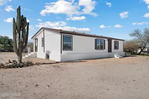 9876 S Cactus Apple Ln, Tucson, AZ 85756 - Photo 2