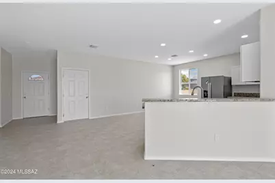 155 S Montgomery Avenue, Corona de Tucson, AZ 85641 - Photo 6