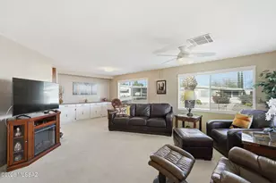 267 W Tuna Dr, Green Valley, AZ 85614 - Photo 2