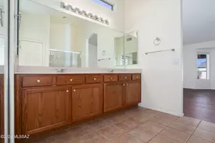 1047 N Cowboy Canyon Dr, Green Valley, AZ 85614 - Photo 22