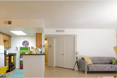 101 S Players Club Drive #APT 1104, Tucson, AZ 85745 - Photo 2