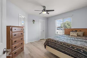 3822 S Desert Lake Dr, Tucson, AZ 85730 - Photo 10