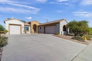 2020 W Cactus Run Dr, Green Valley, AZ 85622 - Photo 1