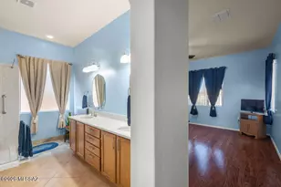 2020 W Cactus Run Dr, Green Valley, AZ 85622 - Photo 32