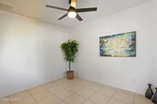 11287 W Olivaceous Rd, Marana, AZ 85653 - Photo 6