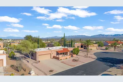 1780 W Placita Del Gatito, Green Valley, AZ 85622 - Photo 1