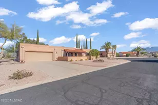 1780 W Placita Del Gatito, Green Valley, AZ 85622 - Photo 2