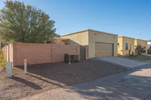 10373 E Loveless Gardner Ln, Tucson, AZ 85747 - Photo 32