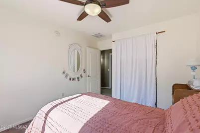 8361 S Egyptian Drive, Tucson, AZ 85747 - Photo 18