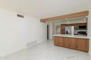 9151 N Eaglestone Loop, Tucson, AZ 85742 - Photo 8