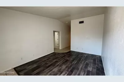 8935 E Golf Links Road, Tucson, AZ 85730 - Photo 12