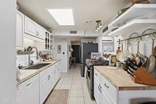 8000 E Beverly St, Tucson, AZ 85710 - Photo 10