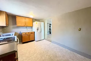 425 W Columbia St, Tucson, AZ 85714 - Photo 2