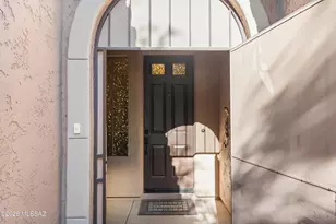 2227 E Apache Springs Ln, Green Valley, AZ 85614 - Photo 2