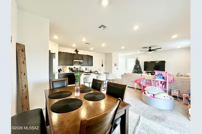 7064 W Vineridge Drive, Tucson, AZ 85757 - Photo 10