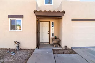 1694 E Calle Grandiosa, Tucson, AZ 85706 - Photo 4