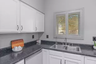 1694 E Calle Grandiosa, Tucson, AZ 85706 - Photo 16