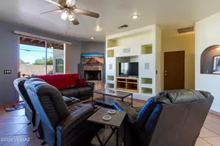 1556 E Painted Colt Loop, Tucson, AZ 85719 - Photo 10