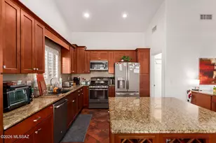 2587 E Dome Ct, Green Valley, AZ 85614 - Photo 10