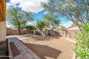 9265 N Hampshire Dr, Tucson, AZ 85742 - Photo 36