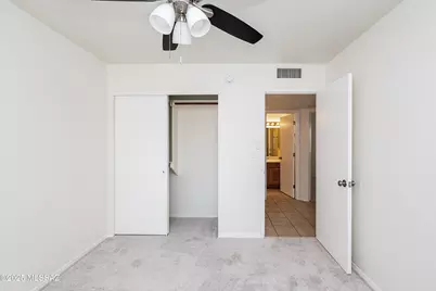 9265 N Hampshire Drive, Tucson, AZ 85742 - Photo 24