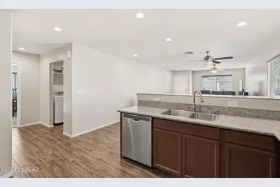 3304 W Athenee Court, Tucson, AZ 85746 - Photo 8