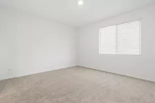 9804 N Solstice Ave, Tucson, AZ 85743 - Photo 14