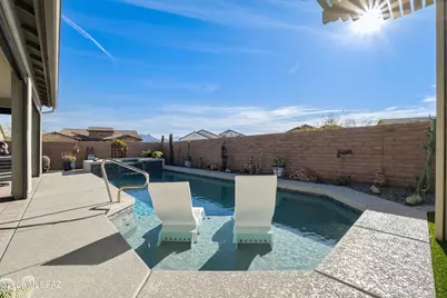 1438 E Golden Rock Way, Green Valley, AZ 85614 - Photo 2
