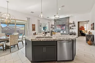 1438 E Golden Rock Wy, Green Valley, AZ 85614 - Photo 14