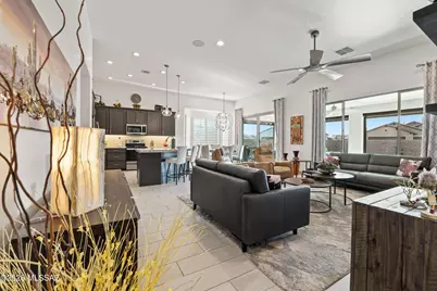 1438 E Golden Rock Way, Green Valley, AZ 85614 - Photo 20