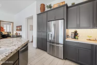 1438 E Golden Rock Way, Green Valley, AZ 85614 - Photo 16