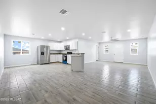 124 S Richmond Dr, Vail, AZ 85641 - Photo 4