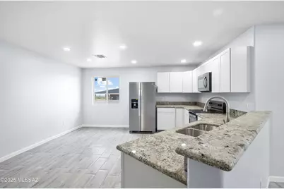 124 S Richmond Drive, Vail, AZ 85641 - Photo 8