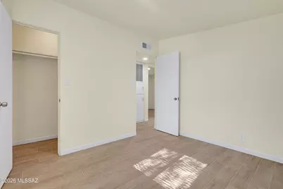 1041 W Ebner Place, Tucson, AZ 85714 - Photo 12