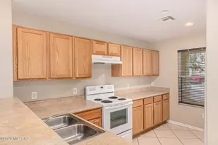 6952 S Ladys Thumb Ln, Tucson, AZ 85756 - Photo 12