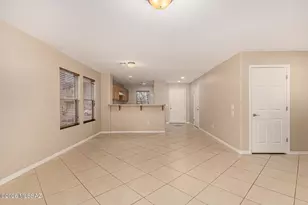 6952 S Ladys Thumb Ln, Tucson, AZ 85756 - Photo 10