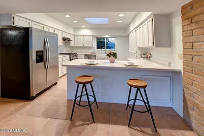5620 N Barrasca Avenue, Tucson, AZ 85750 - Photo 8