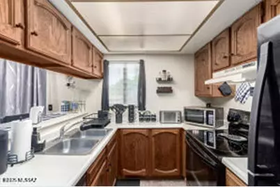 7548 E Wesley Place, Tucson, AZ 85710 - Photo 8